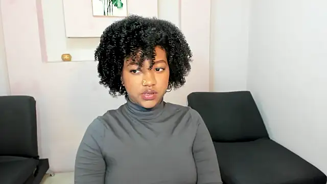 AishaHil online show from 01-25-25, 12:05