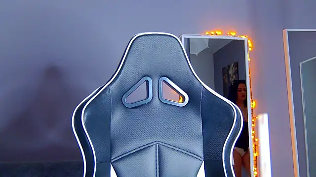 Snapshot of Eva_Lovvia_ chatting on 03-06-25, 07:32 Eva Lovvia  online show from 03-06-25, 07:32