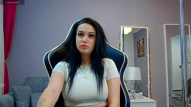 Snapshot of Eva_Lovvia_ chatting on 03-20-25, 07:35 Eva Lovvia  online show from 03-20-25, 07:35