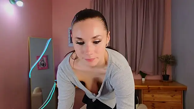 too sexxxy online show from 05-17-26, 03:12