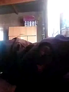 Snapshot of LaneYam chatting on 07-15-26, 07:04 LaneYam online show from 07-15-26, 07:04