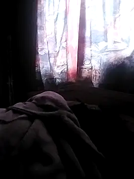 Snapshot of LaneYam chatting on 06-18-26, 06:01 LaneYam online show from 06-18-26, 06:01