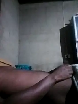 Snapshot of LaneYam chatting on 03-01-26, 10:43 LaneYam online show from 03-01-26, 10:43