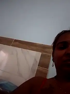 Snapshot of Teresa_mm chatting on 10-09-25, 01:00 Teresa mm online show from 10-09-25, 01:00