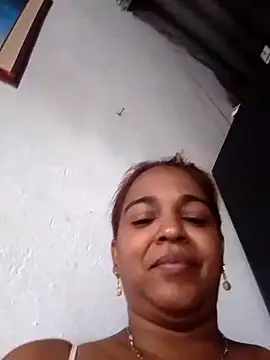 Snapshot of Teresa_mm chatting on 10-10-25, 02:29 Teresa mm online show from 10-10-25, 02:29