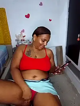 Snapshot of Teresa_mm chatting on 03-11-25, 03:47 Teresa mm online show from 03-11-25, 03:47