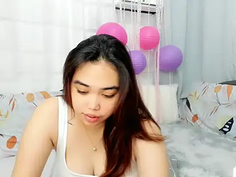Love Maybe online show from 11-26-25, 09:31