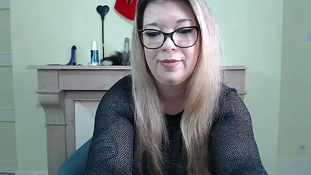 kamilalova online show from 04-09-26, 02:12