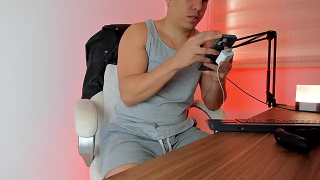 Snapshot of Fraannco chatting on 02-20-25, 02:35 Fraannco online show from 02-20-25, 02:35