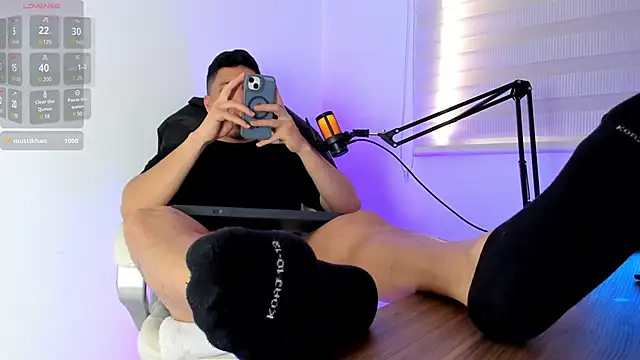 Snapshot of Fraannco chatting on 01-31-25, 07:29 Fraannco online show from 01-31-25, 07:29