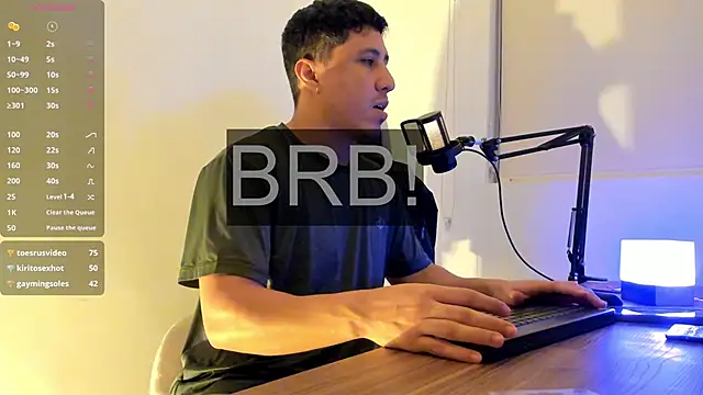 Snapshot of Fraannco chatting on 03-06-25, 04:41 Fraannco online show from 03-06-25, 04:41