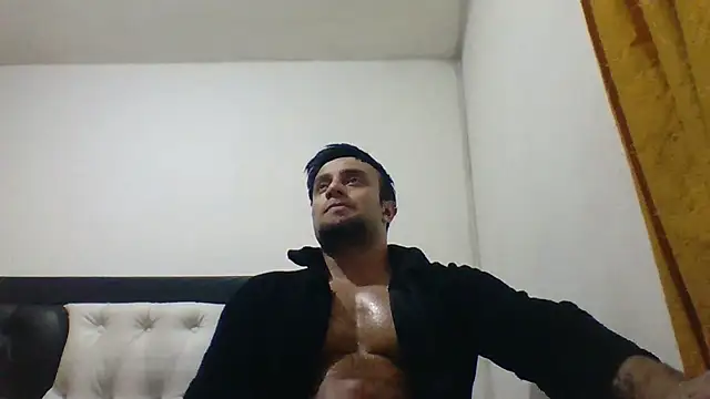 Snapshot of davidcr89 chatting on 10-14-25, 06:47 davidcr89 online show from 10-14-25, 06:47