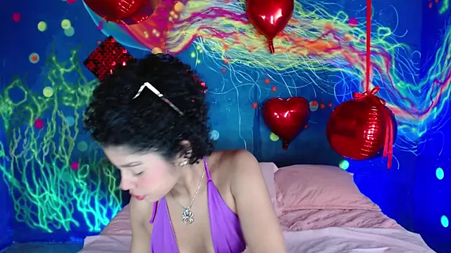 lucie petite online show from 09-20-25, 06:46