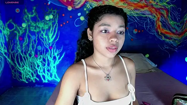 lucie petite online show from 10-03-25, 06:20