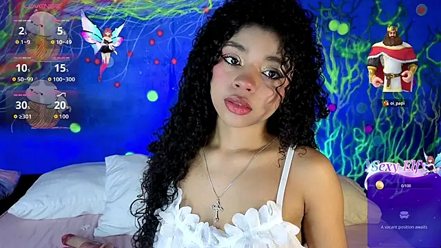 lucie petite online show from 01-11-26, 06:48