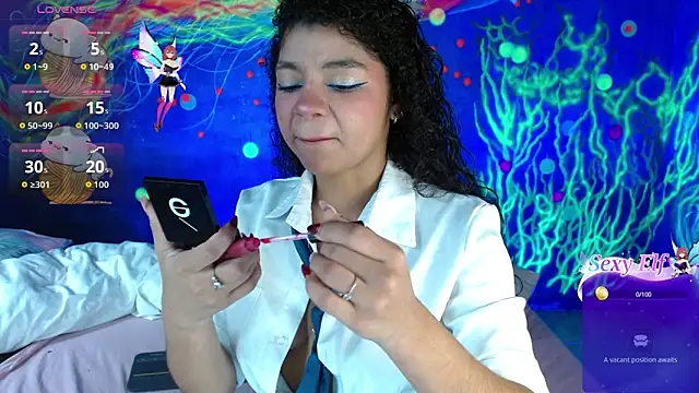 lucie petite online show from 01-05-26, 06:33