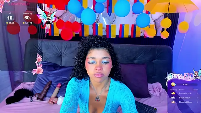 lucie petite online show from 06-21-26, 06:36