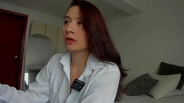 Andrewine89 online show from 11-04-25, 08:34