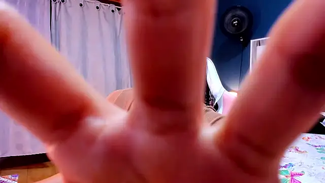 Snapshot of Alondra_Cutie chatting on 03-19-25, 12:37 Alondra Cutie online show from 03-19-25, 12:37