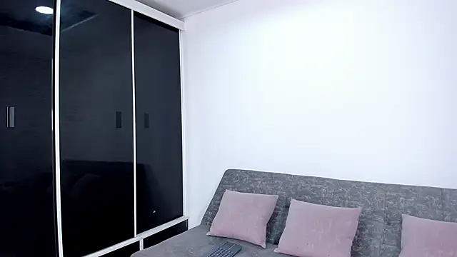 Snapshot of Alondra_Cutie chatting on 02-01-26, 08:51 Alondra Cutie online show from 02-01-26, 08:51