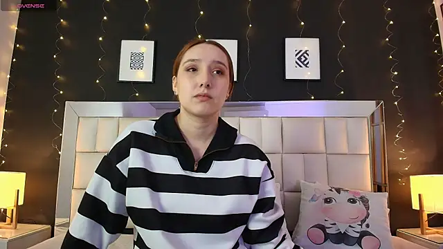 Snapshot of anastasia_windel chatting on 10-17-25, 07:26 anastasia windel online show from 10-17-25, 07:26
