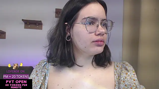 crystalll room online show from 05-22-26, 05:16