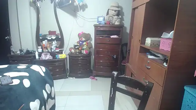 Snapshot of jazmin_mature_ chatting on 02-17-26, 11:51 jazmin mature online show from 02-17-26, 11:51