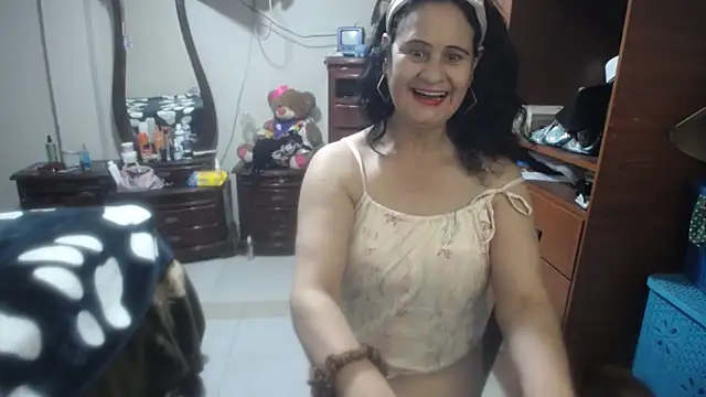 Snapshot of jazmin_mature_ chatting on 02-15-26, 12:04 jazmin mature online show from 02-15-26, 12:04