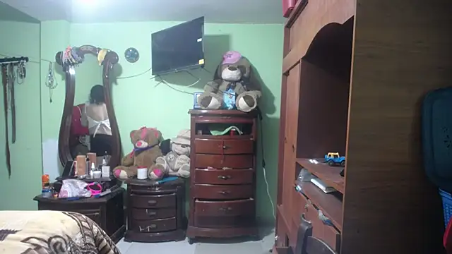 Snapshot of jazmin_mature_ chatting on 10-25-25, 02:28 jazmin mature online show from 10-25-25, 02:28