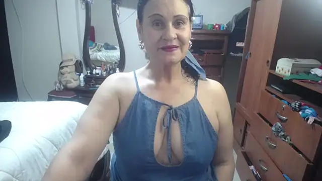 Snapshot of jazmin_mature_ chatting on 12-19-25, 08:11 jazmin mature online show from 12-19-25, 08:11
