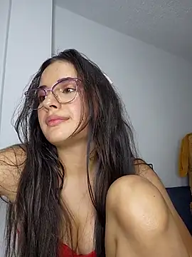 Snapshot of baaby-miiaa chatting on 02-19-25, 06:22 baaby-miiaa online show from 02-19-25, 06:22