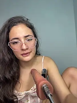 baaby-miiaa online show from 06-12-26, 12:52