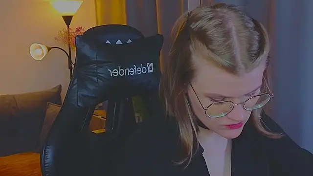  JessieVibes online show from 04-04-26, 02:01