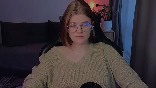 Snapshot of _JessieVibes chatting on 02-25-26, 02:39 JessieVibes online show from 02-25-26, 02:39