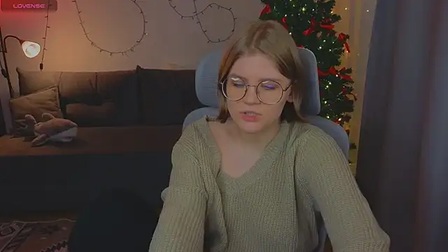 Snapshot of _JessieVibes chatting on 12-04-25, 12:59 JessieVibes online show from 12-04-25, 12:59