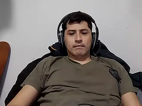 Snapshot of PerroDemonioHot chatting on 02-10-26, 08:08 PerroDemonioHot online show from 02-10-26, 08:08