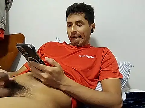 PerroDemonioHot online show from 10-17-25, 03:54