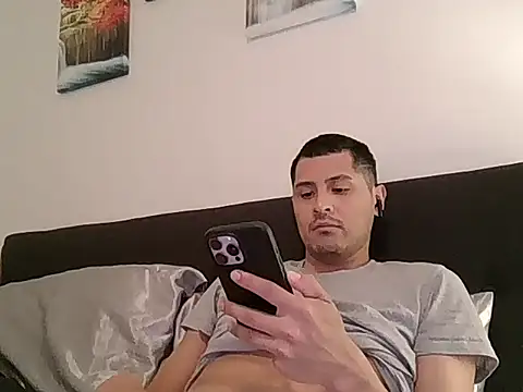 Snapshot of PerroDemonioHot chatting on 04-03-26, 02:07 PerroDemonioHot online show from 04-03-26, 02:07