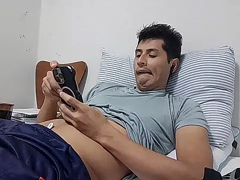 PerroDemonioHot online show from 09-18-25, 04:04