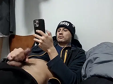 Snapshot of PerroDemonioHot chatting on 02-07-26, 10:40 PerroDemonioHot online show from 02-07-26, 10:40