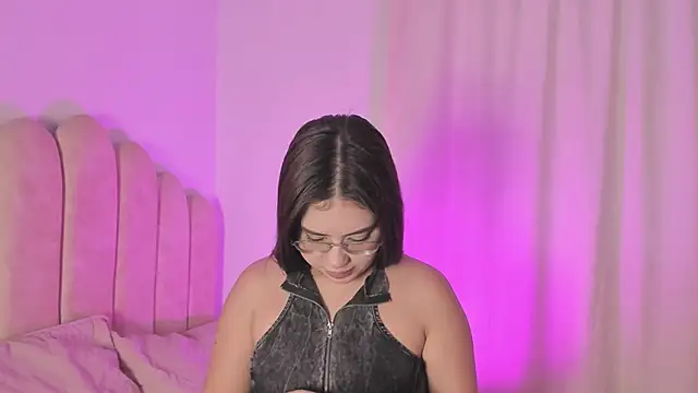 Marianagarcia01 online show from 02-20-26, 10:12