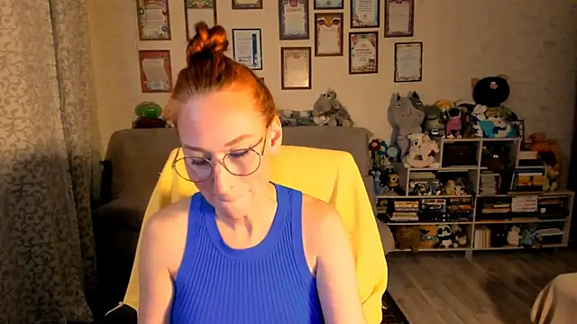 Snapshot of red_rocco chatting on 10-12-25, 03:02 red rocco online show from 10-12-25, 03:02