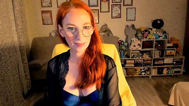 Snapshot of red_rocco chatting on 09-26-25, 04:03 red rocco online show from 09-26-25, 04:03