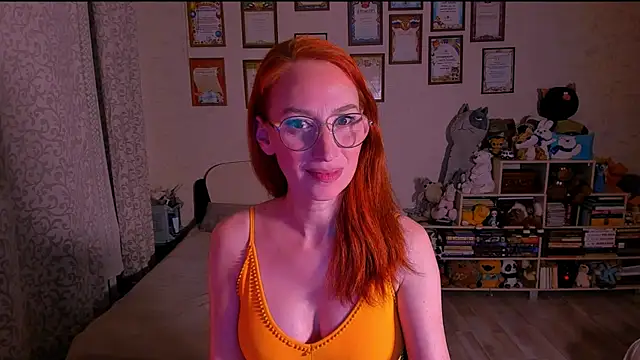Snapshot of red_rocco chatting on 03-15-25, 07:48 red rocco online show from 03-15-25, 07:48