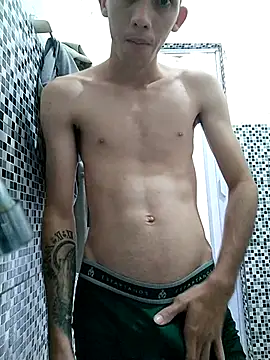 welitonzz28 online show from 07-18-26, 10:46