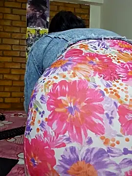 katrina29 online show from 09-09-25, 01:38