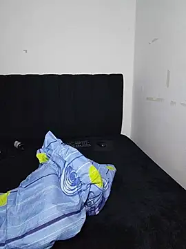 Snapshot of katrina29 chatting on 07-08-26, 05:41 katrina29 online show from 07-08-26, 05:41
