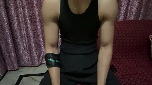 hot hunk boy online show from 03-01-26, 10:04