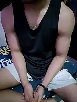 hot hunk boy online show from 10-11-25, 07:37