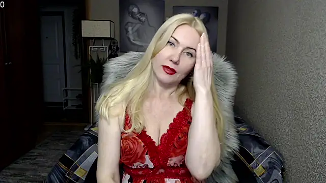Snapshot of _Mire11a69 chatting on 02-04-25, 02:10 Mire11a69 online show from 02-04-25, 02:10
